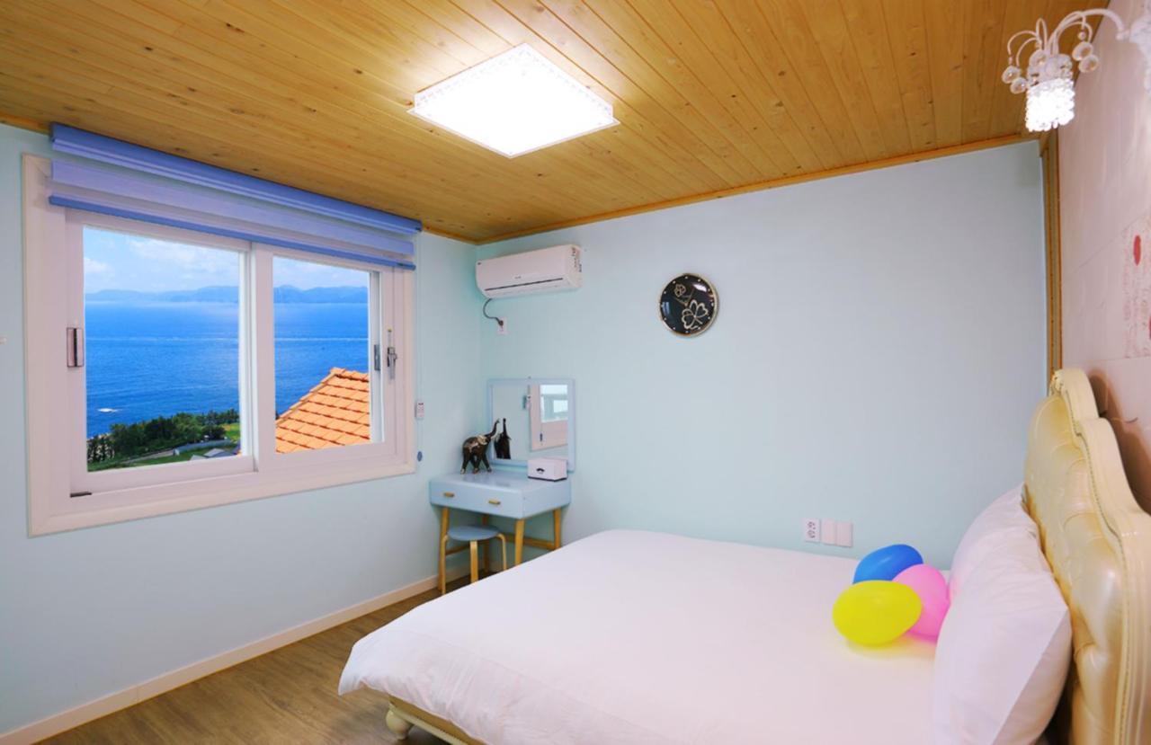 Villa Montmartre Namhae Exterior foto