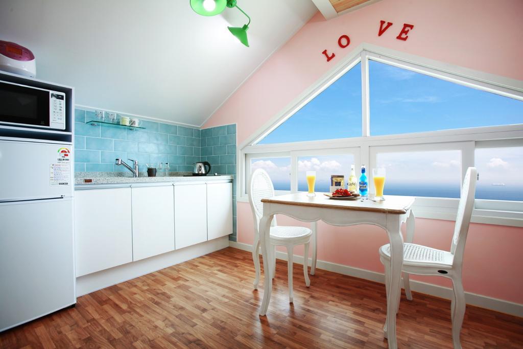 Villa Montmartre Namhae Exterior foto